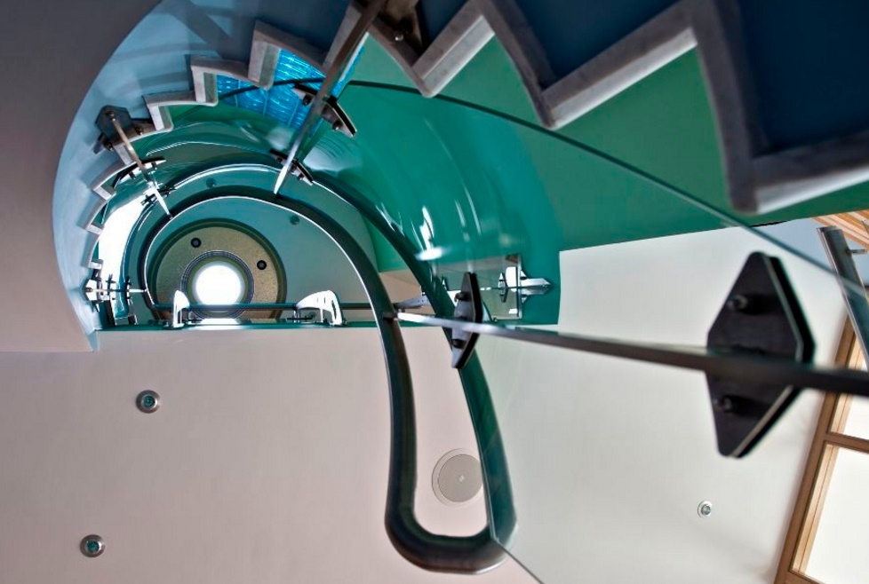 Escalera de caracol vidrio 7